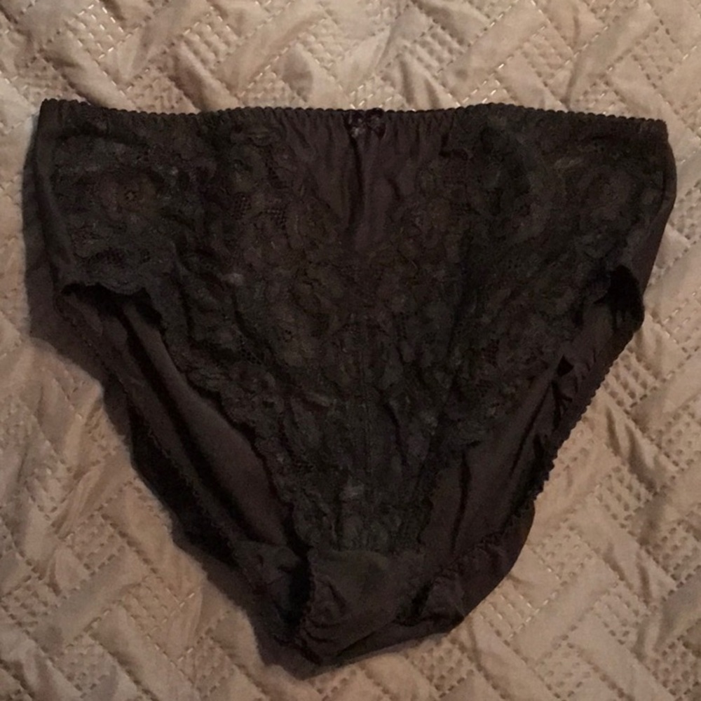 New Secret Treasures spandex panties. Size 2X